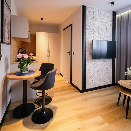 Stay At Nadmorska 12- Apartamenty I Pokoje Nad Morzem Sarbinowo